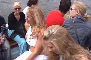 欧美女同另类 Porn